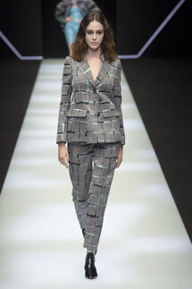 Emporio Armani Fall 2018 Ready-to-Wear , Emporio Armani осень зима 2018 , Fashion show , неделя моды в Милане , MFW , Mainstyles